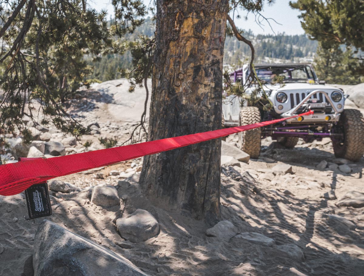 SpeedStrap Recovery Tow Strap with Jeep